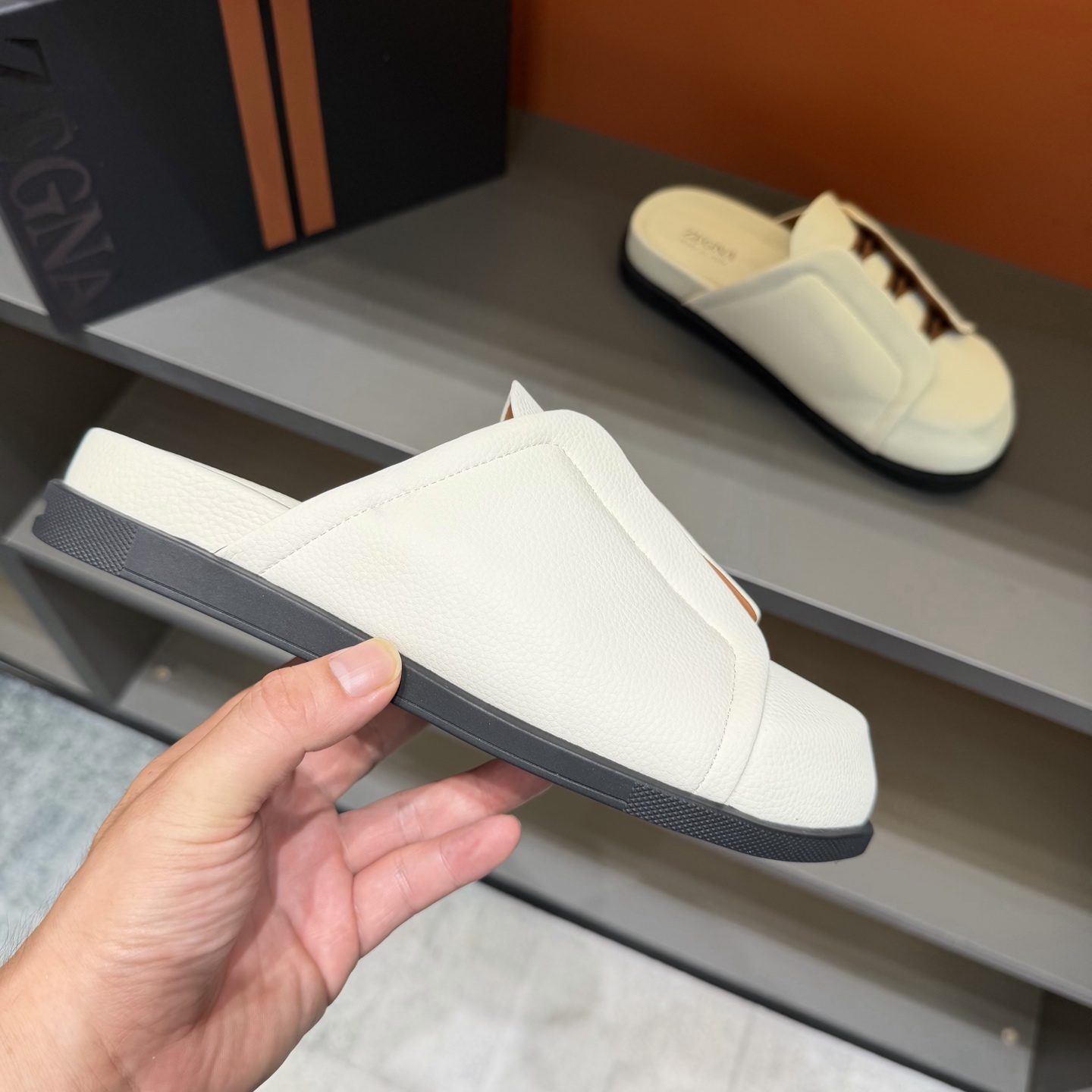 Sục Zegna_thumbnail_4