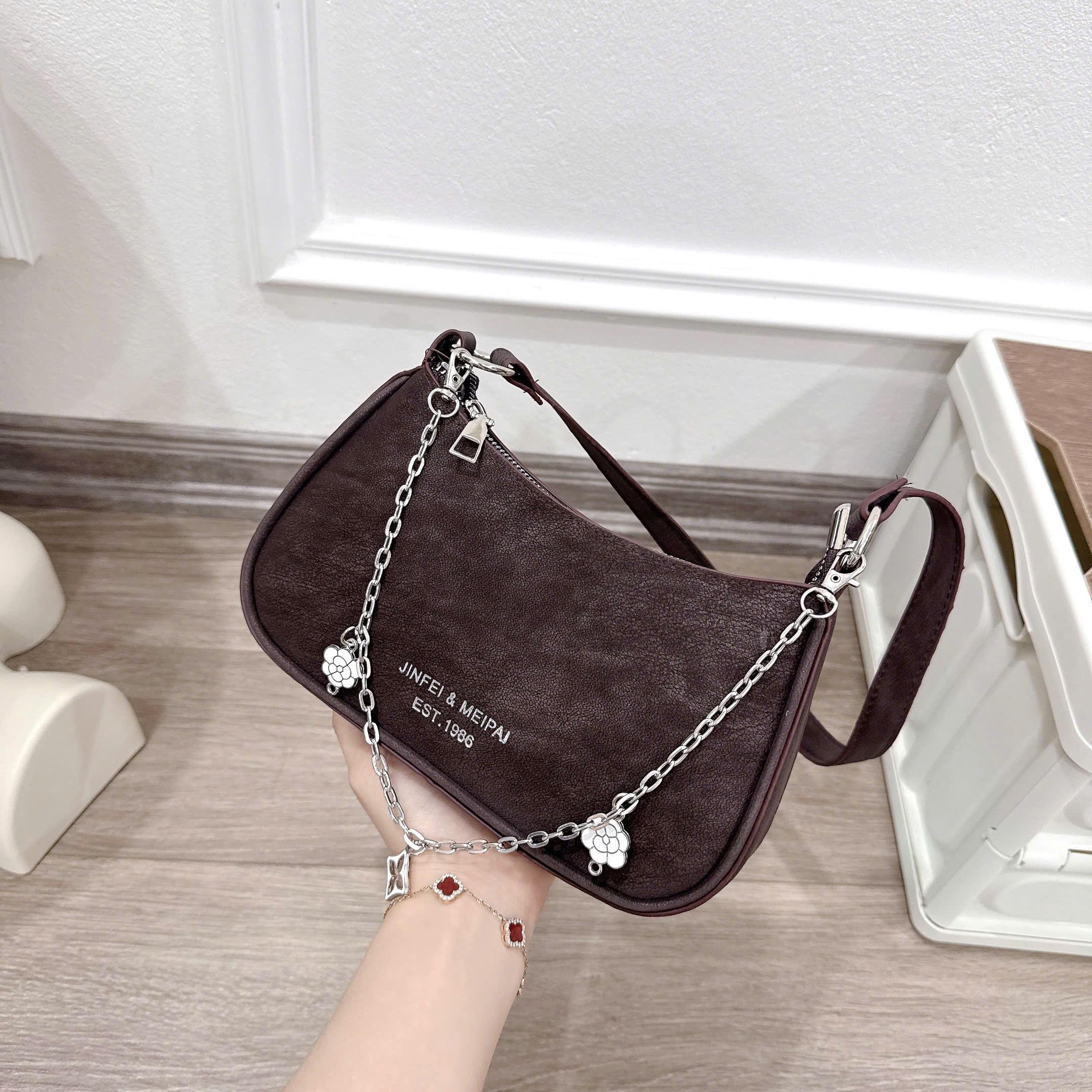 Túi Xách Nữ Chống Thấm Túi Đeo Vai Bán Nguyệt Phối Xích Charm Hoa Phong Cách Retro CUN412_thumbnail_1