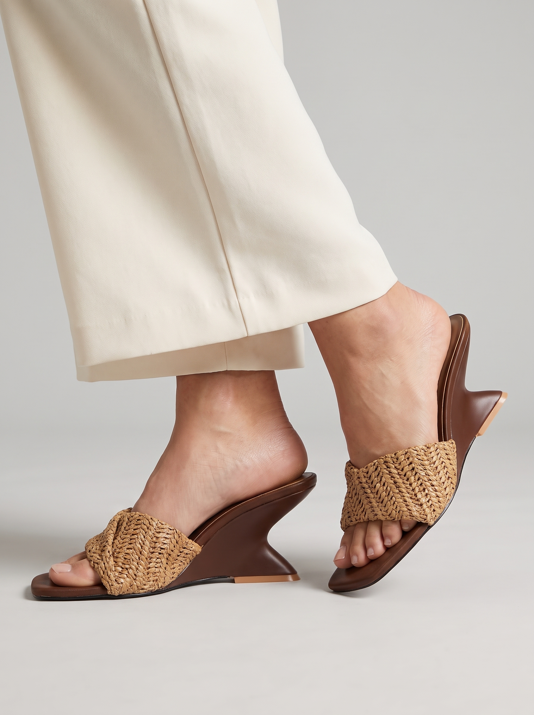Guốc thiết kế gót 5cm CECILE màu nâu
