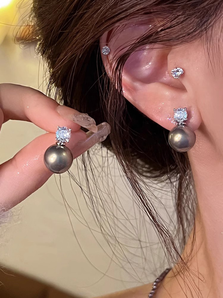 Bông tai ngọc trai xám đơn giản Nhật Bản và Hàn Quốc 2023 Bông tai mới độc đáo thiết kế thích hợp Bông tai cao cấp dành cho nữ Màu sắc: Màu xám ngọc trai Phong cách