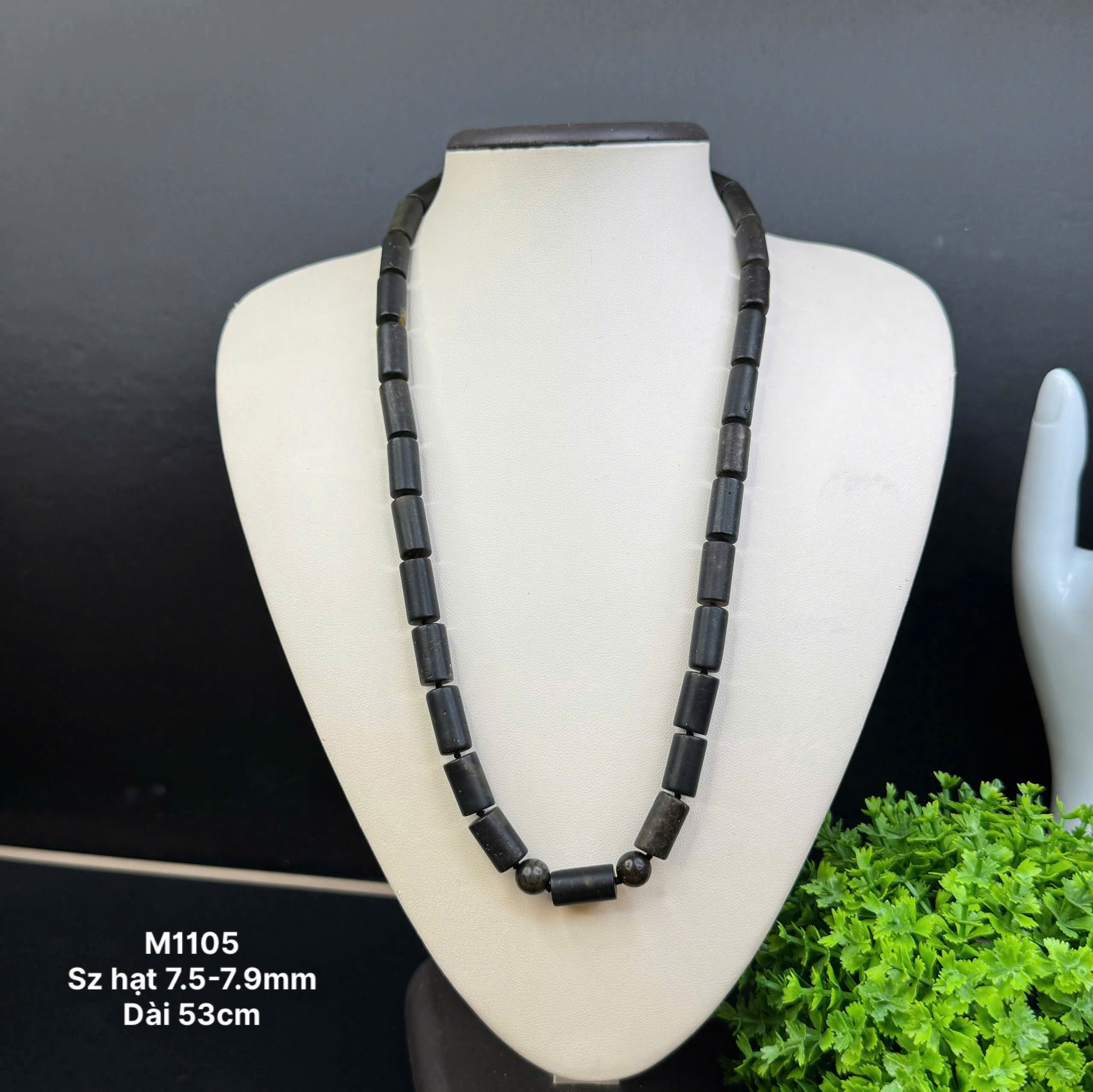 Vòng Cổ Lu Thống Hổ Phách - M1105
