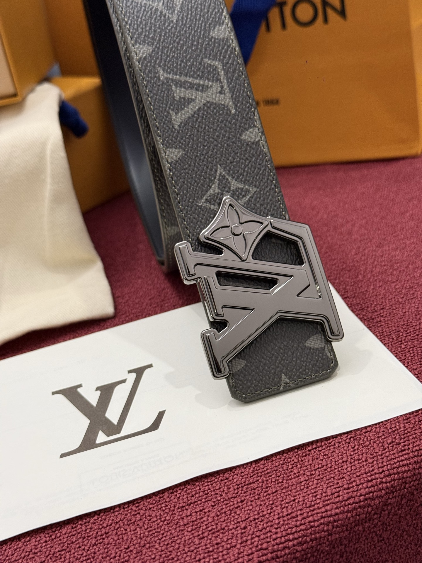 Belt LV_thumbnail_2