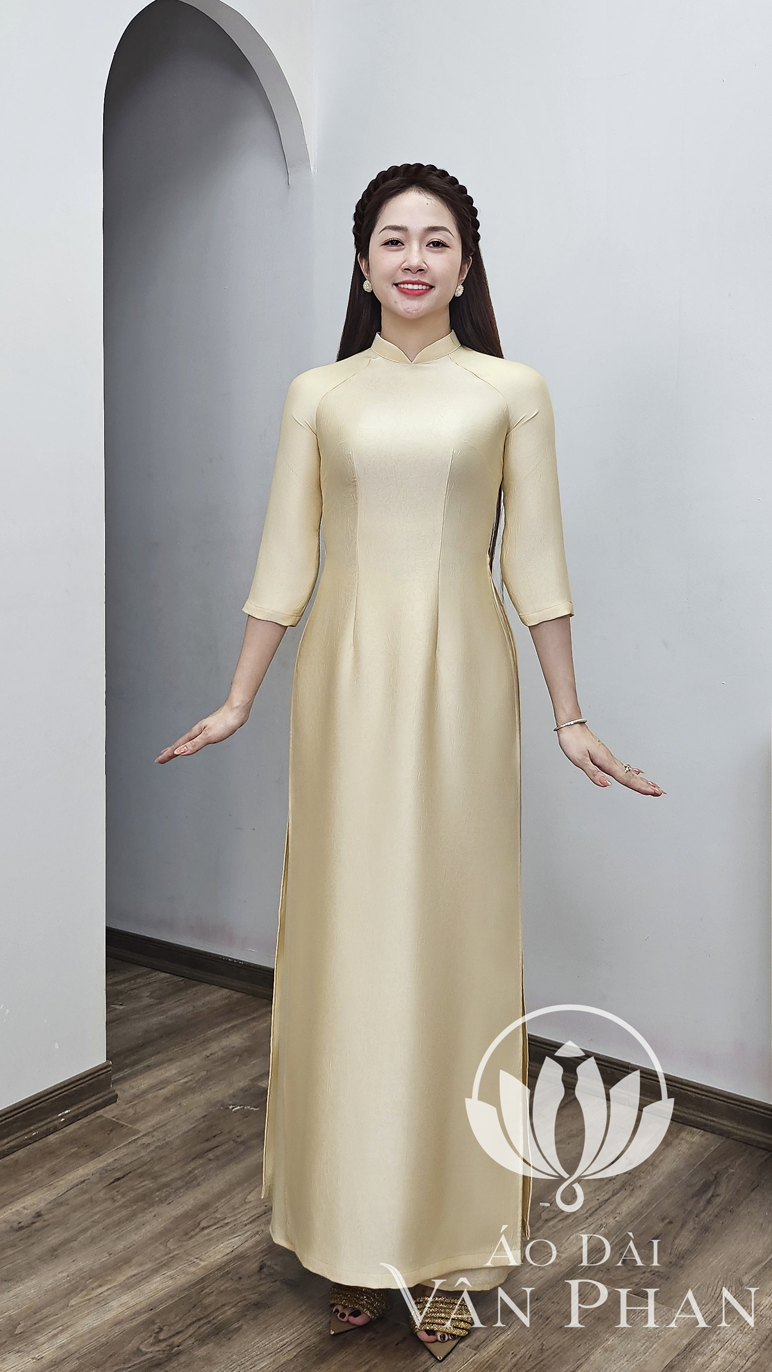 A3220CC  áo dài cổ 2p tay lỡ lụa duba màu kem_thumbnail_2
