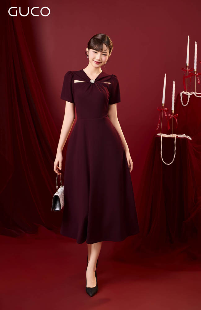 ĐẦM XÒE CUT-OUT ĐÍNH ĐÁ - ĐÔ