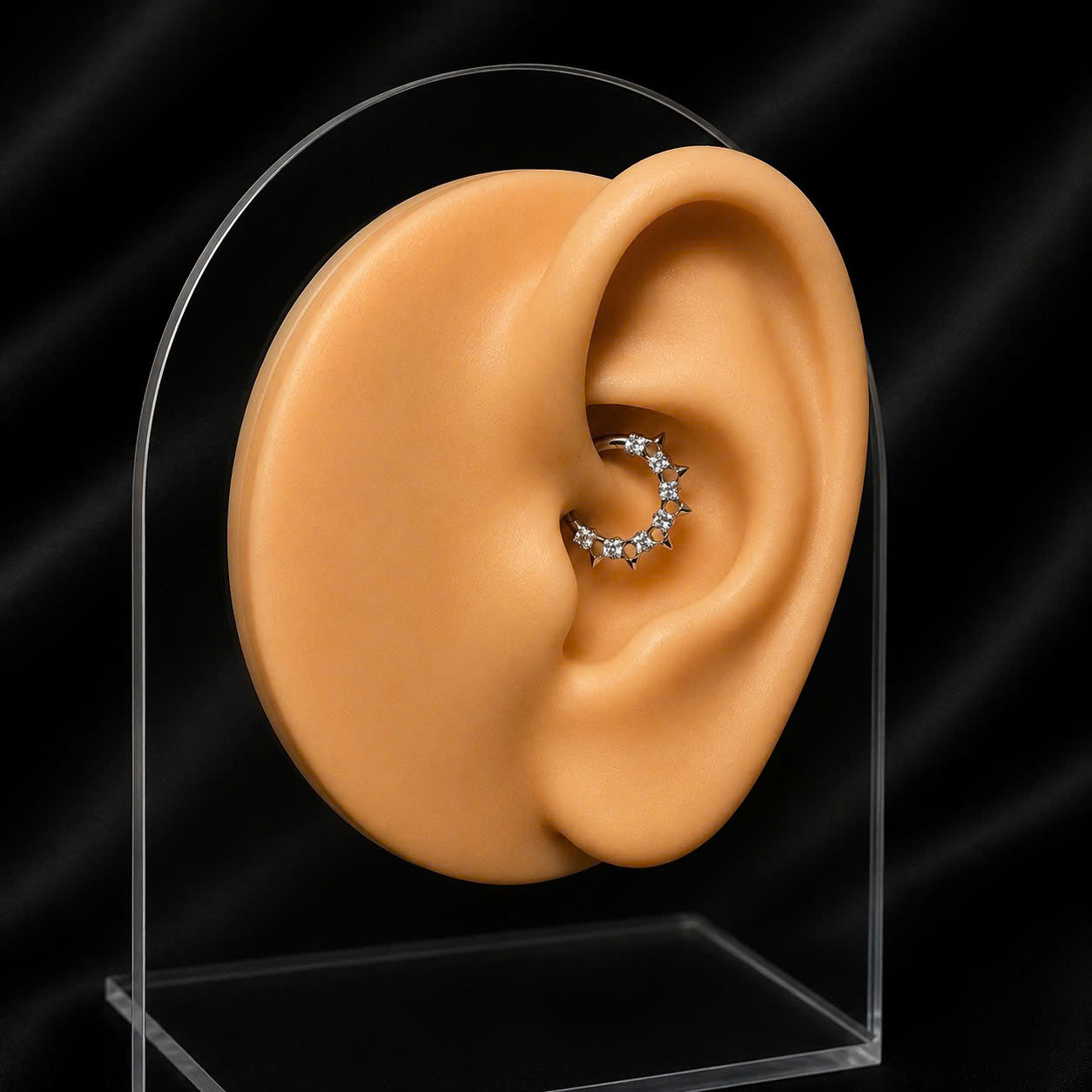 Daith titan 7 đá vuông xen kẻ nhọn 8mm_thumbnail_3