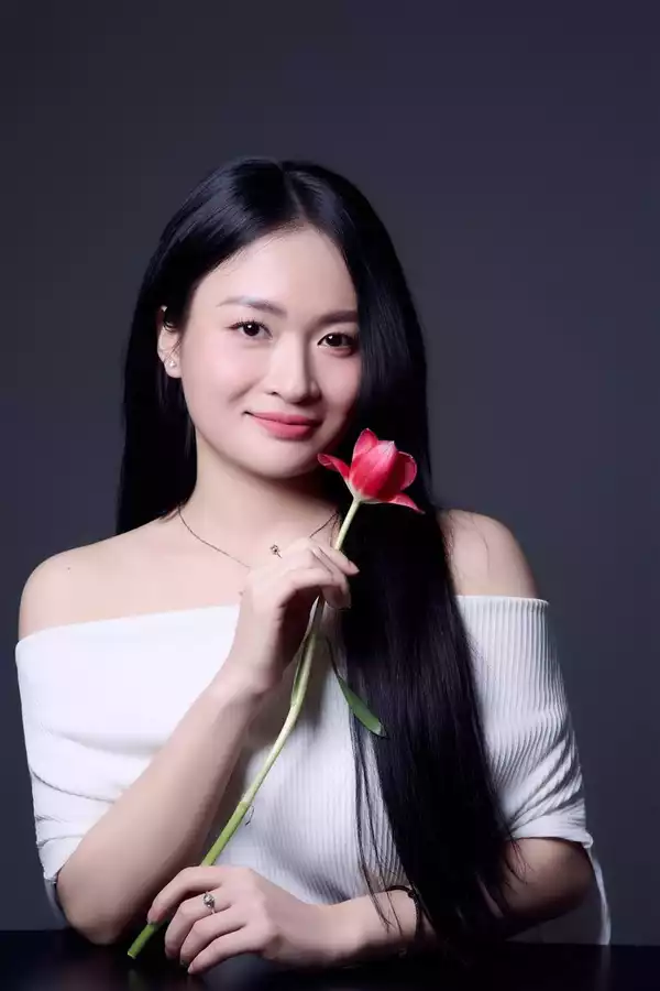 Đinh Ánh Huyền