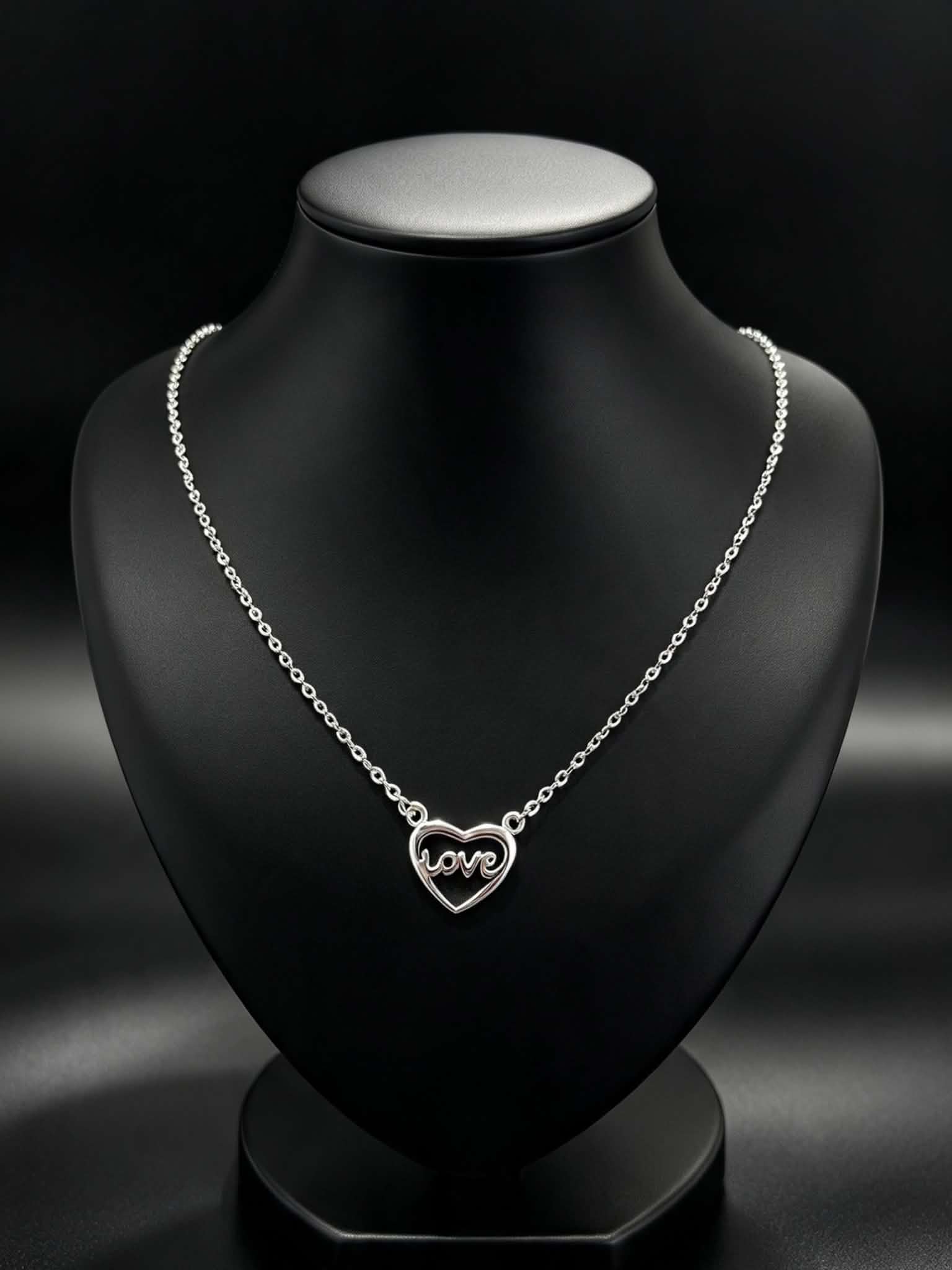 HEART LOVE NECKLACE SILVER