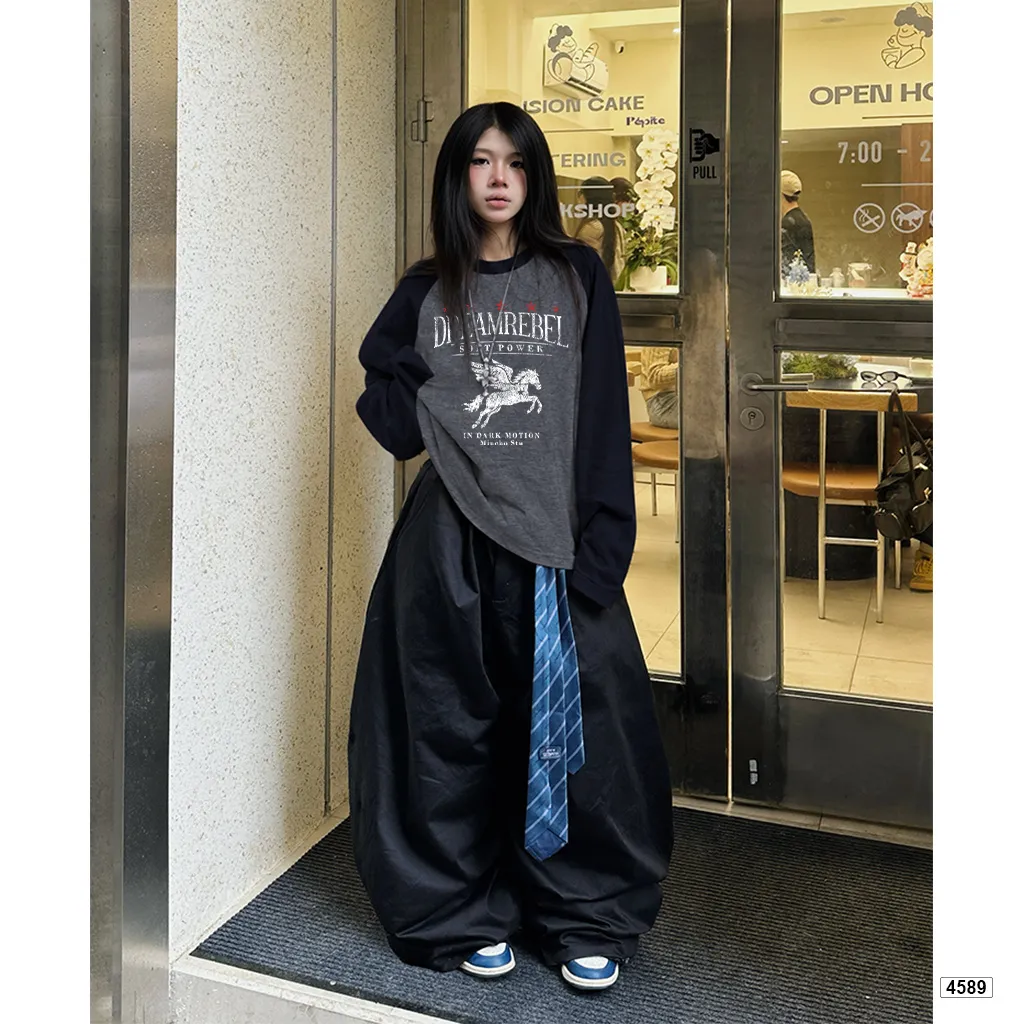 Áo thun dài tay phối màu Miucho hình ngựa phong cách vintage 4589_thumbnail_4
