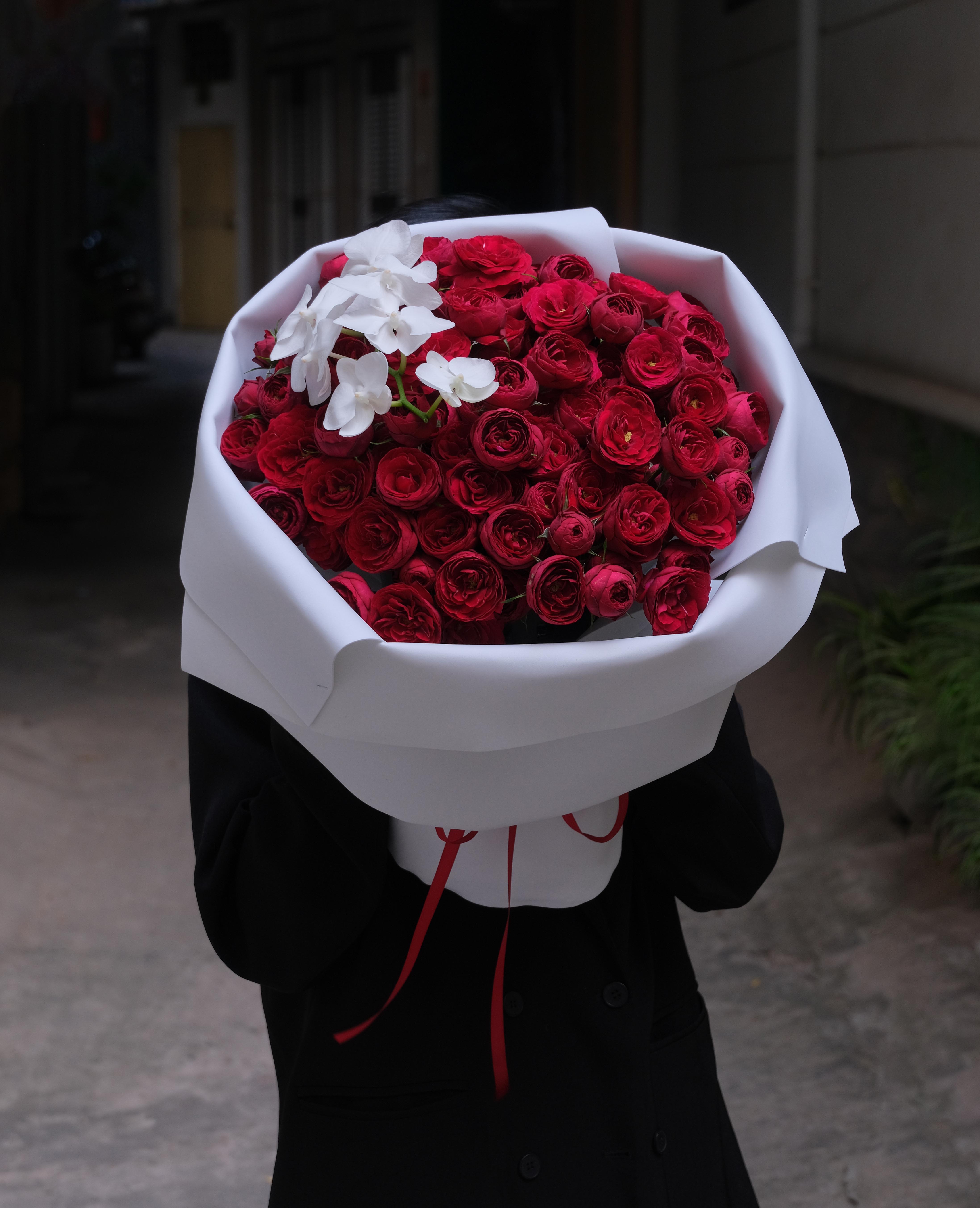 Red lace mix Orchid - Hồng chùm đỏ mix Lan mini