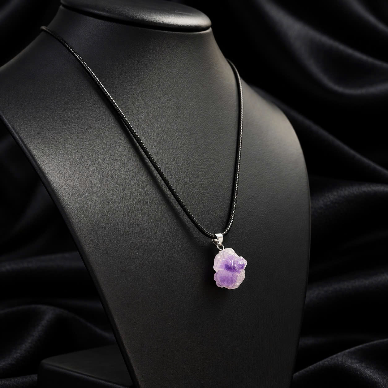 Vòng cổ phong thuỷ charm đá thạch anh tím._thumbnail_3
