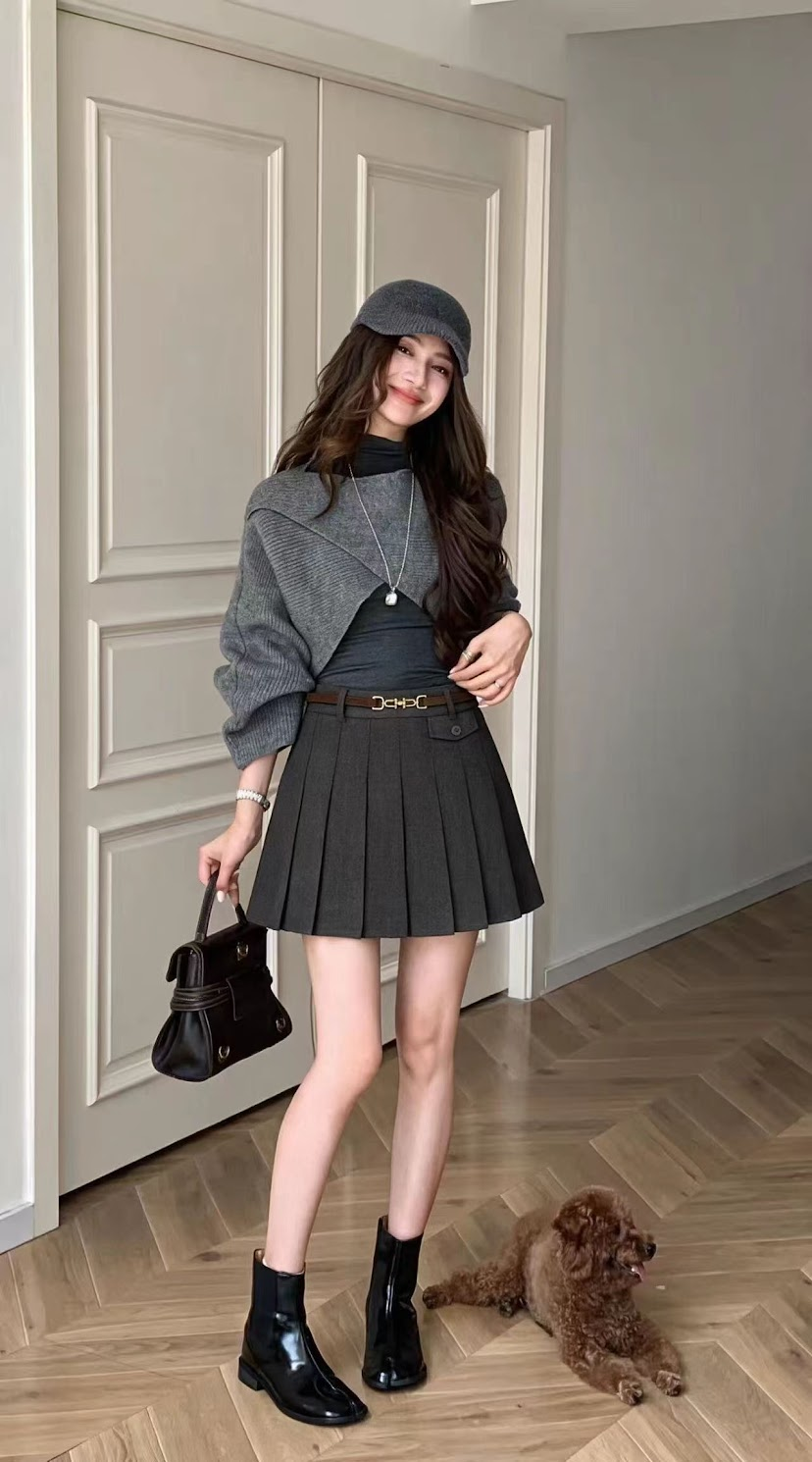 Lucas - Chân váy dạ mềm dáng xòe A xếp ly + nắp túi đính cúc 1 bên + belt da nâu cài