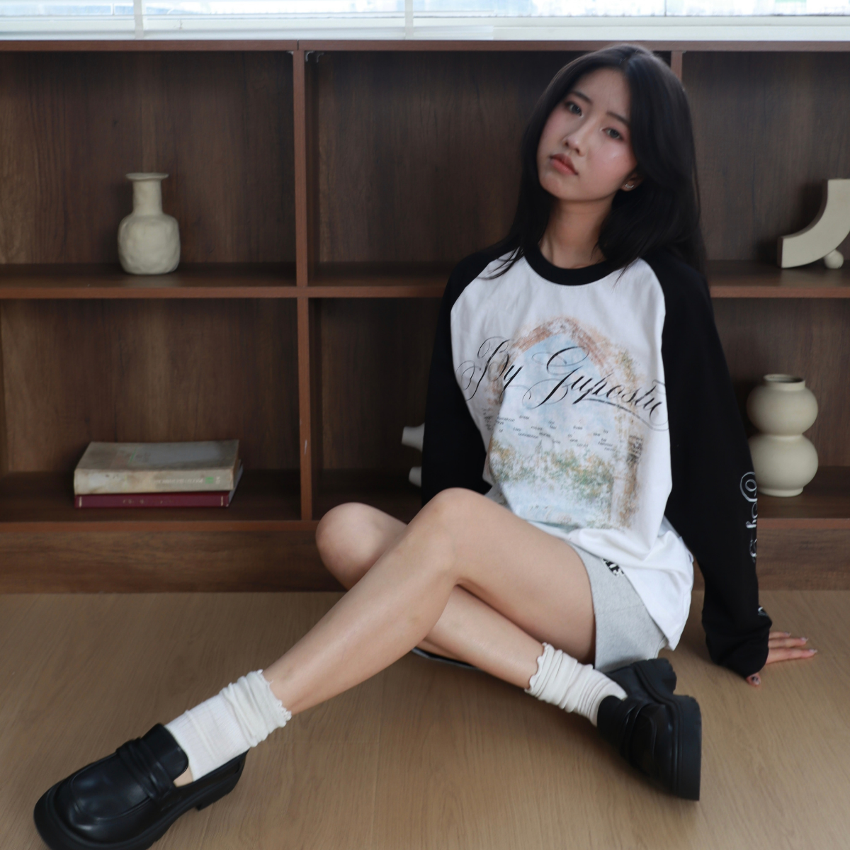 Áo Thun Tay Dài GUPO The Swan Raglan Form Boxy Unisex Cotton Graphic In Lụa Local Brand - ATD05_thumbnail_2