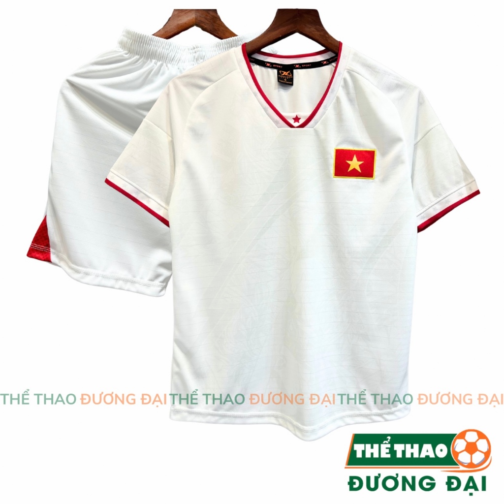 Quần Áo Bóng Đá Câu Lạc Bộ Đội Tuyển HOT 2026 Thun Mè Thoáng Khí Thể Thao Đương Đại_thumbnail_1