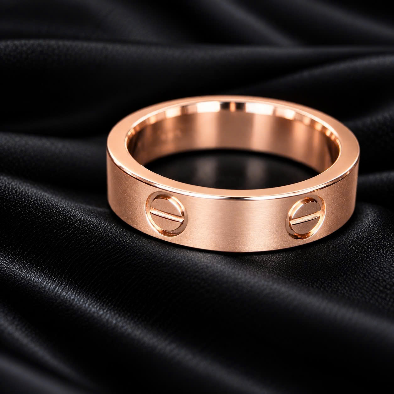 Nhẫn kiểu titan trơn Cartier vàng hồng size 8_thumbnail_2