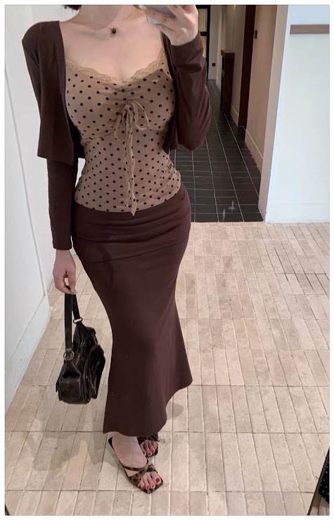 Lucas - Set áo 2 dây chấm bi viền ren buộc nơ ngực + áo cardigan thun + chân váy thun maxi_thumbnail_3