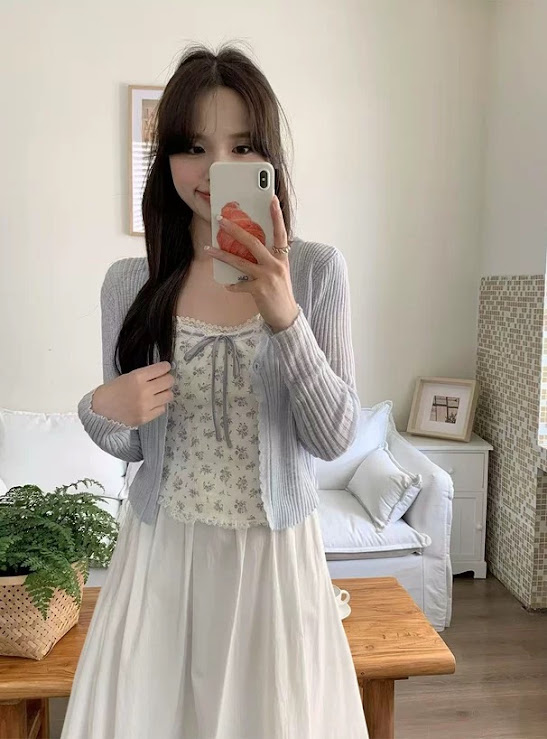 Lucas - Set áo thô hoa nhí cúp ngực viền ren buộc dây nơ + áo cardigan cài cúc_thumbnail_8