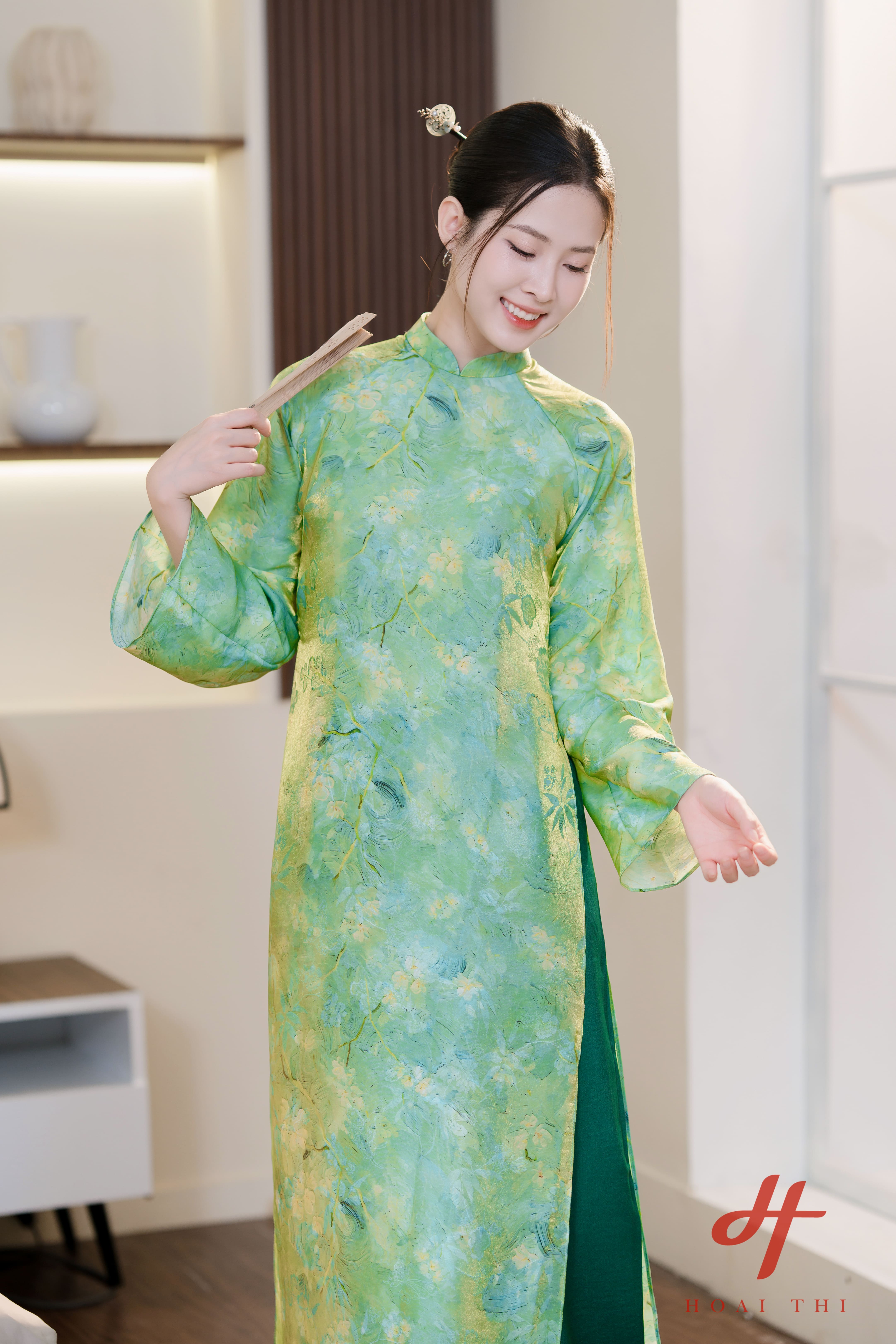Áo dài cách tân Diệp Chi – Tinh tế trong từng họa tiết, nhẹ nhàng bay bổng cùng chất lụa tencel cao cấp_thumbnail_2