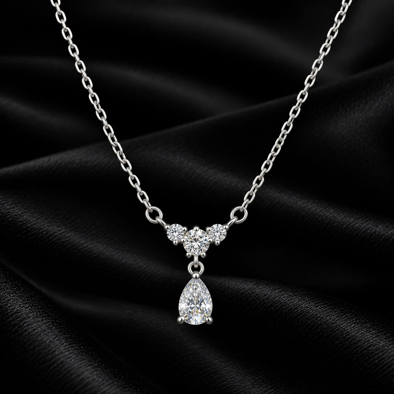 vòng cổ bạc s925 ba kim cương charm giọt nước._thumbnail_1