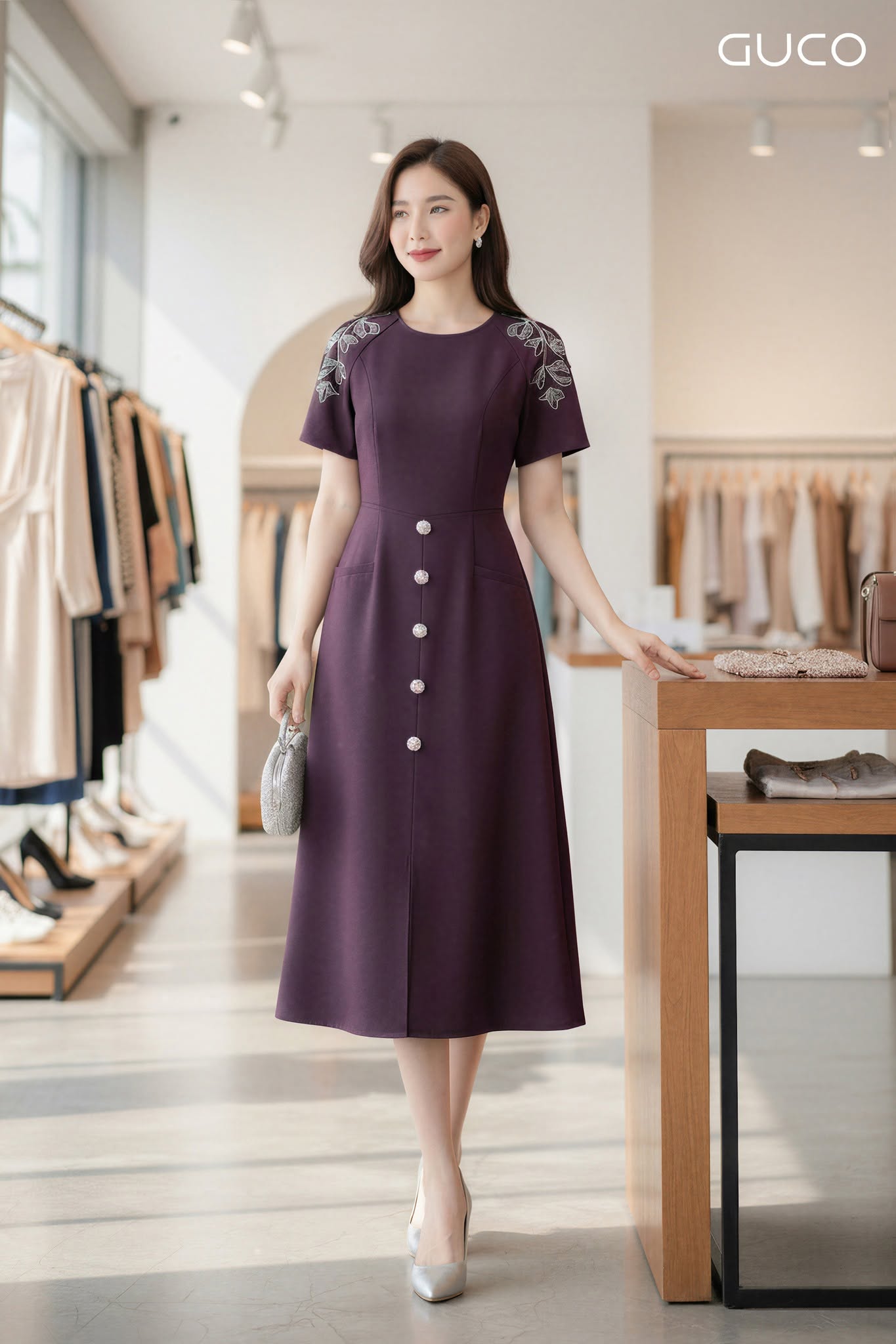 GUCO Đầm Suông Tím Thêu Vai Nhẹ Nhàng - 5041_thumbnail_3