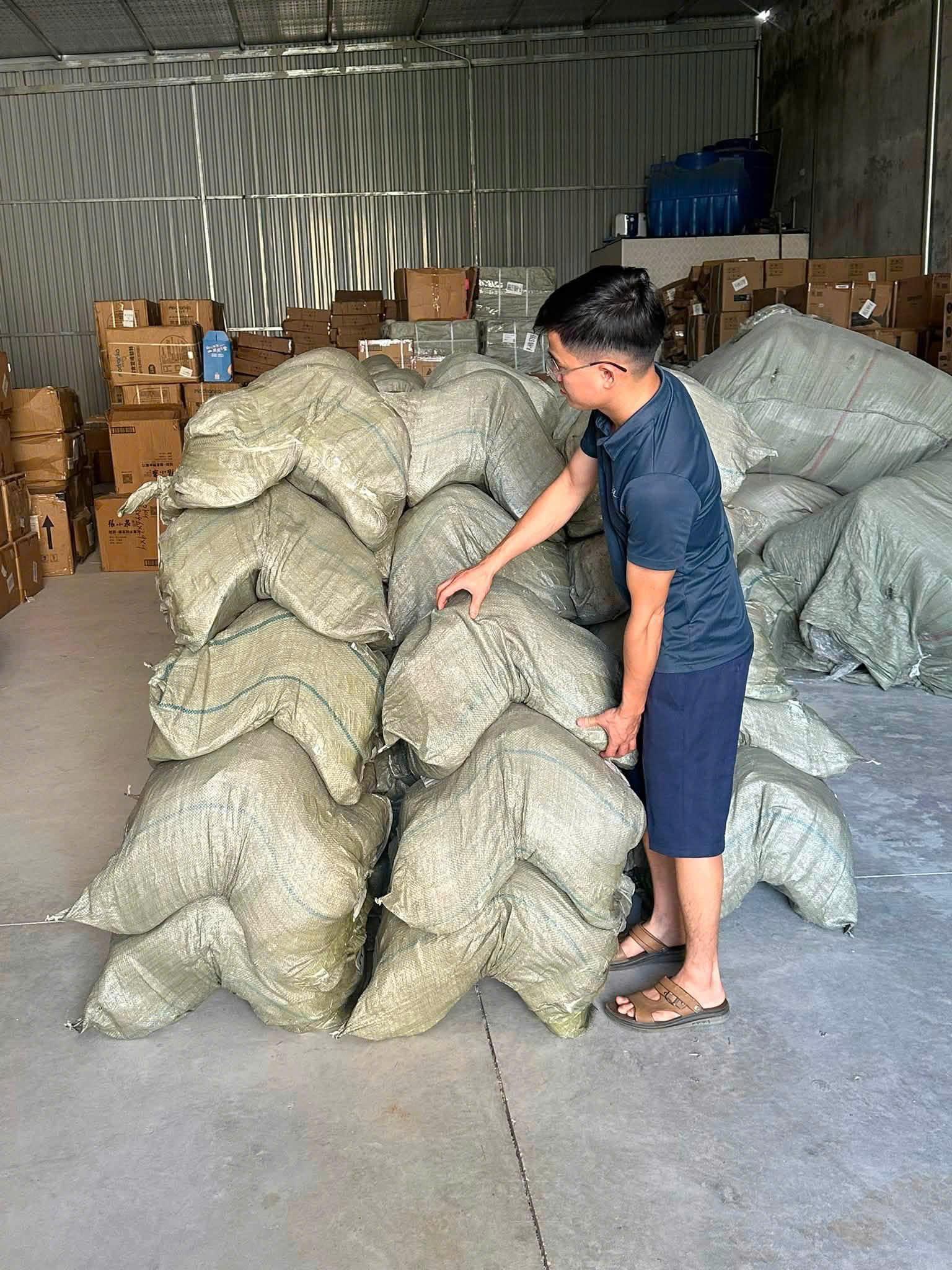 Ghế Công Thái Học Chỉnh Dáng Ngồi – Giảm Đau Mỏi Lưng & Vai Gáy_thumbnail_4