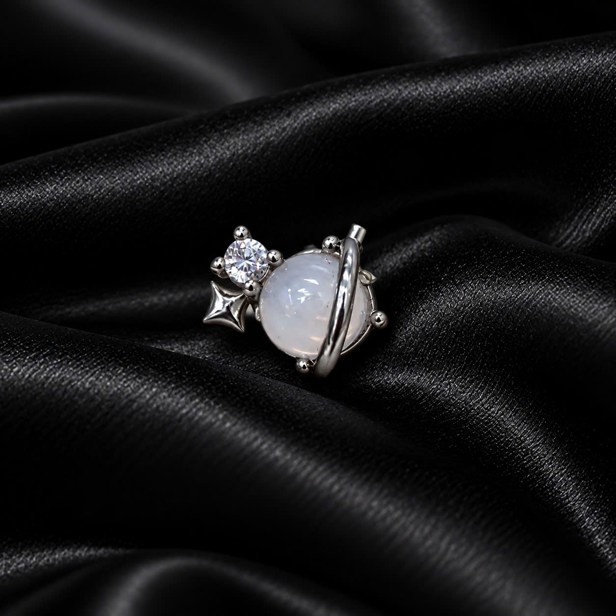 Mũi L hành tinh trắng.