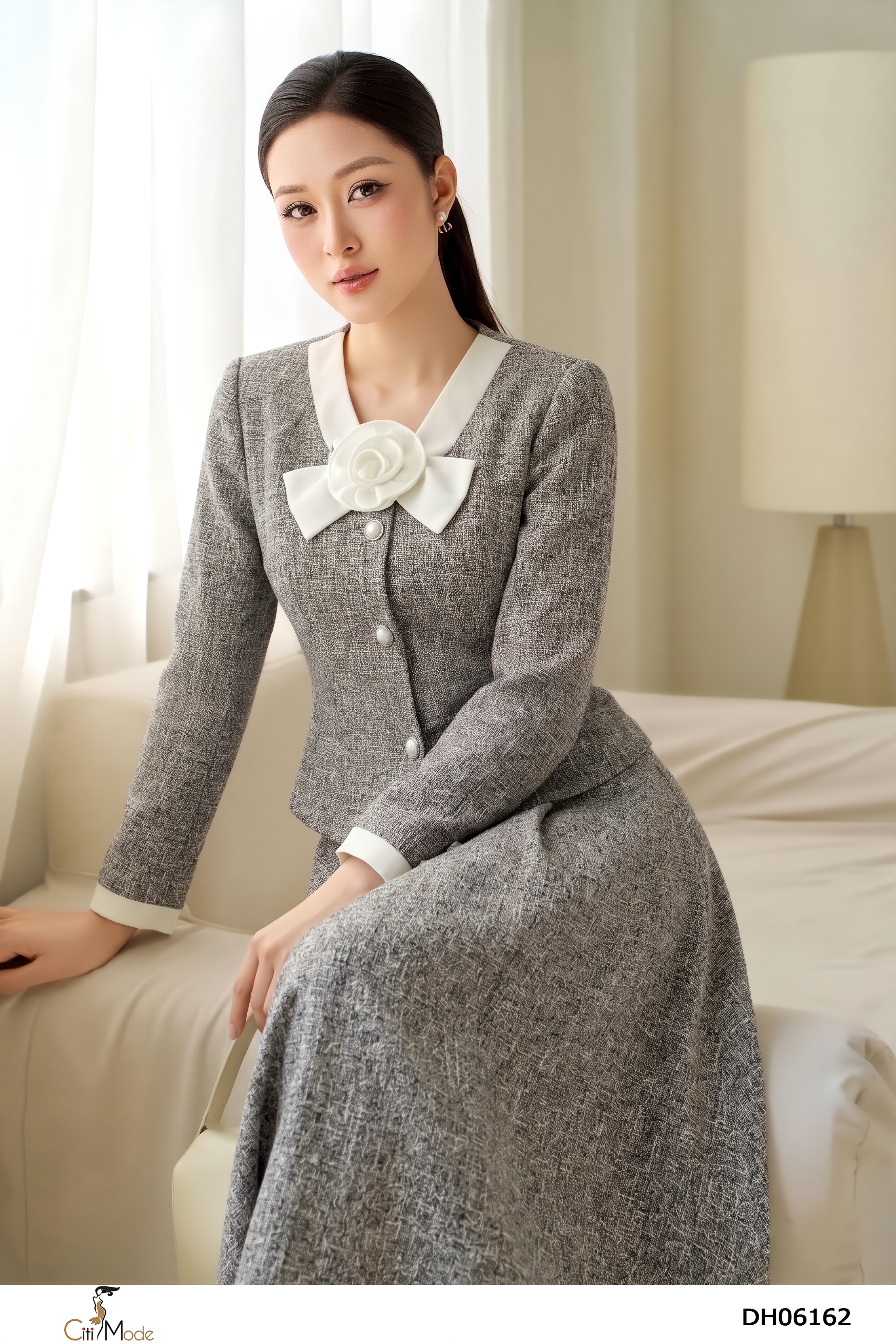 Đầm xòe ghi giả set cổ phối tay dài