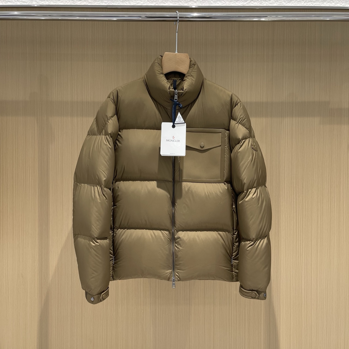 Áo Phao Moncler