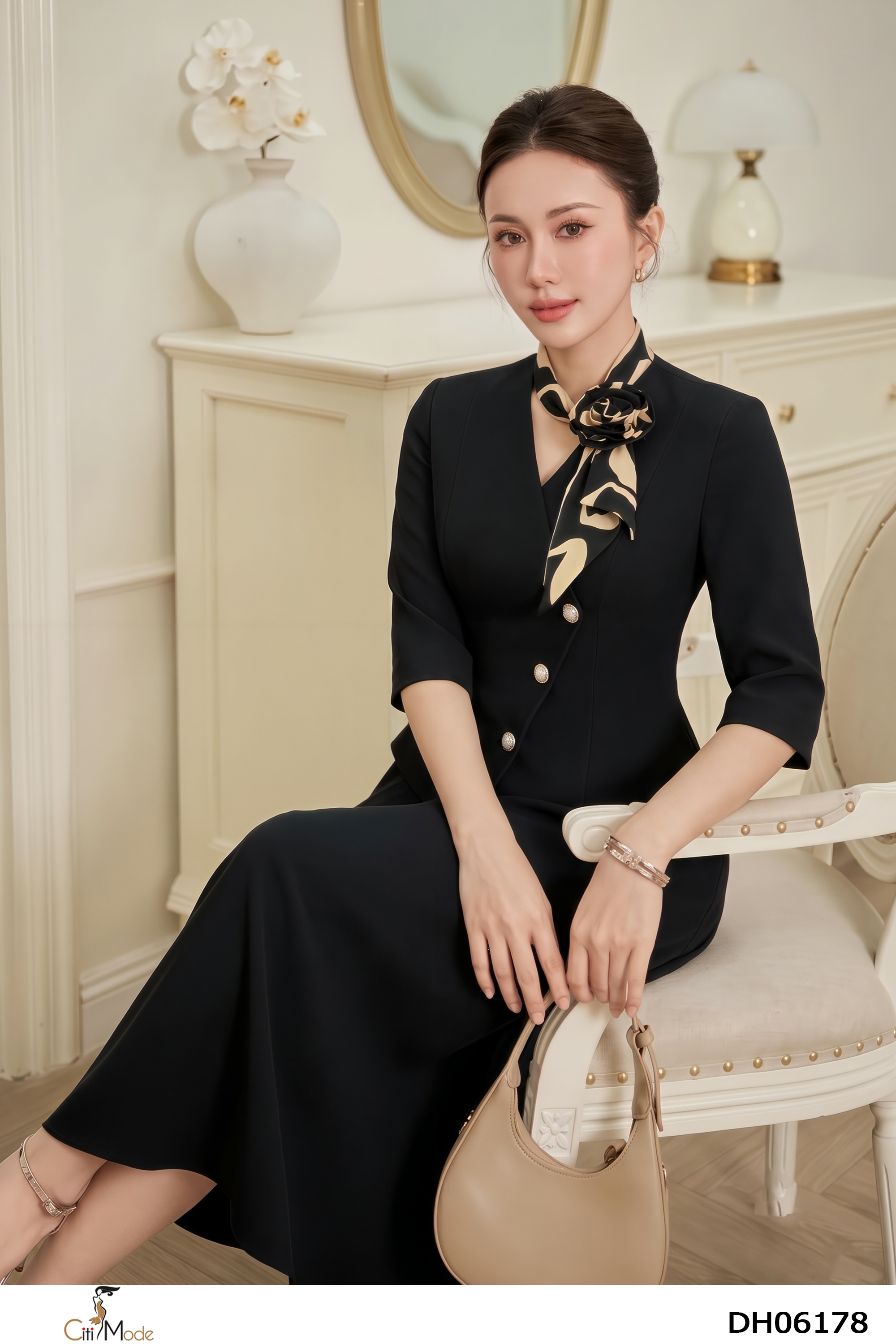 Đầm xòe peplum đen cổ phối nơ hoa lệch tay lỡ