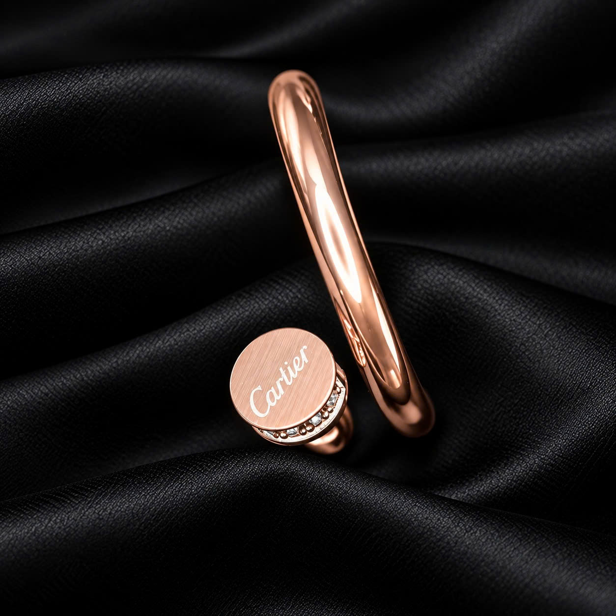 Nhẫn kiểu titan đinh xoắn Cartier vàng hồng size 6_thumbnail_1