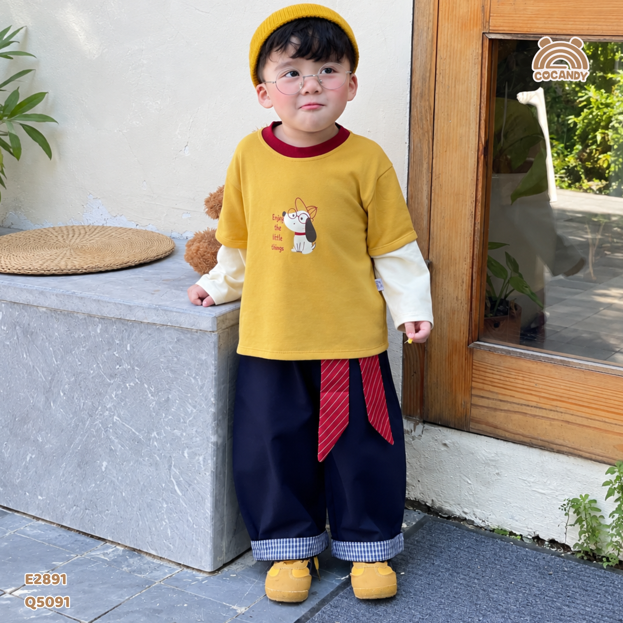 Áo dài VÀNG phối tay be hình cún