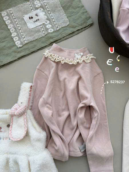 UC83-Áo dài tay hồng cổ bèo ucee