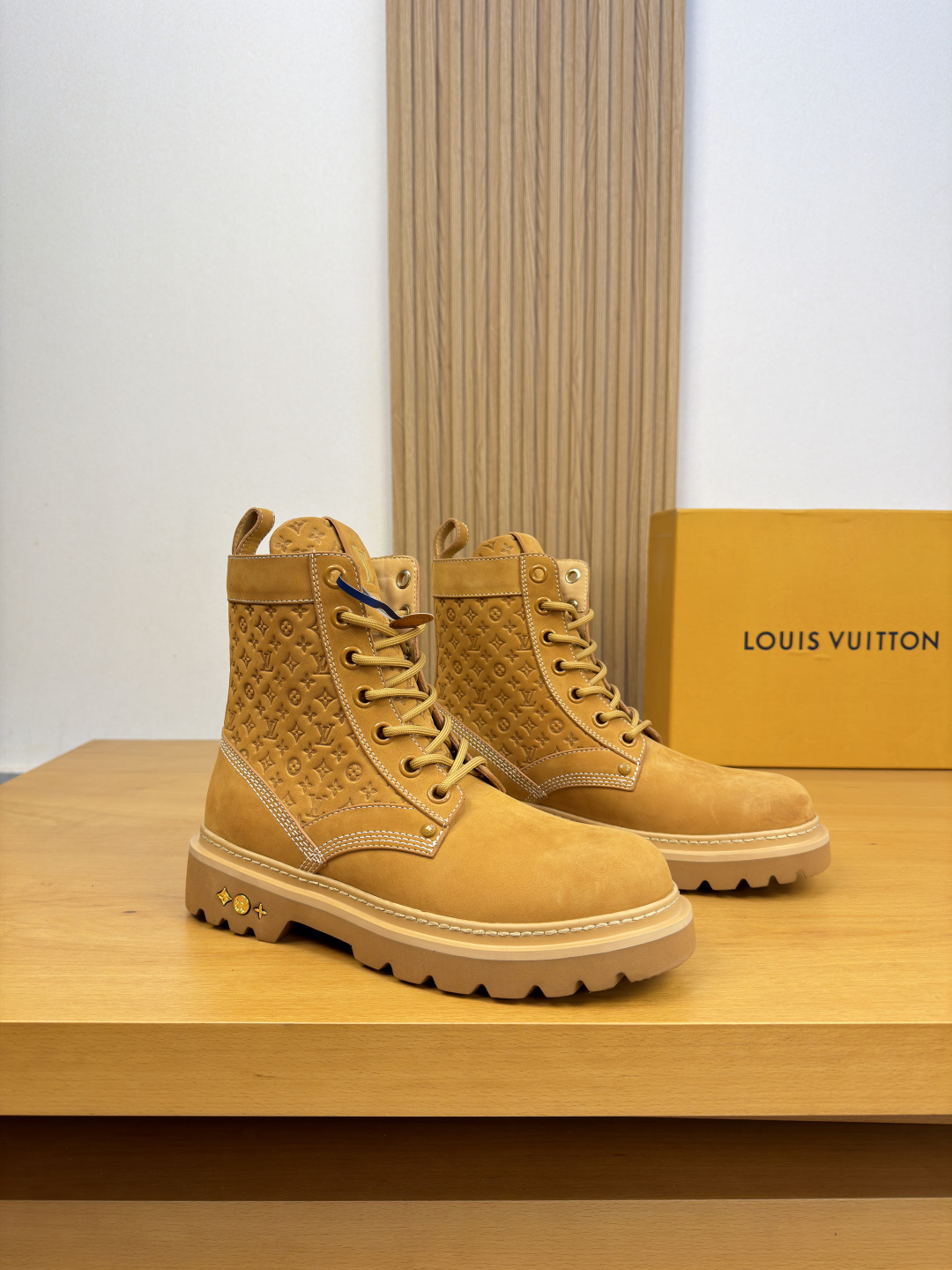 Giầy Boot LV 