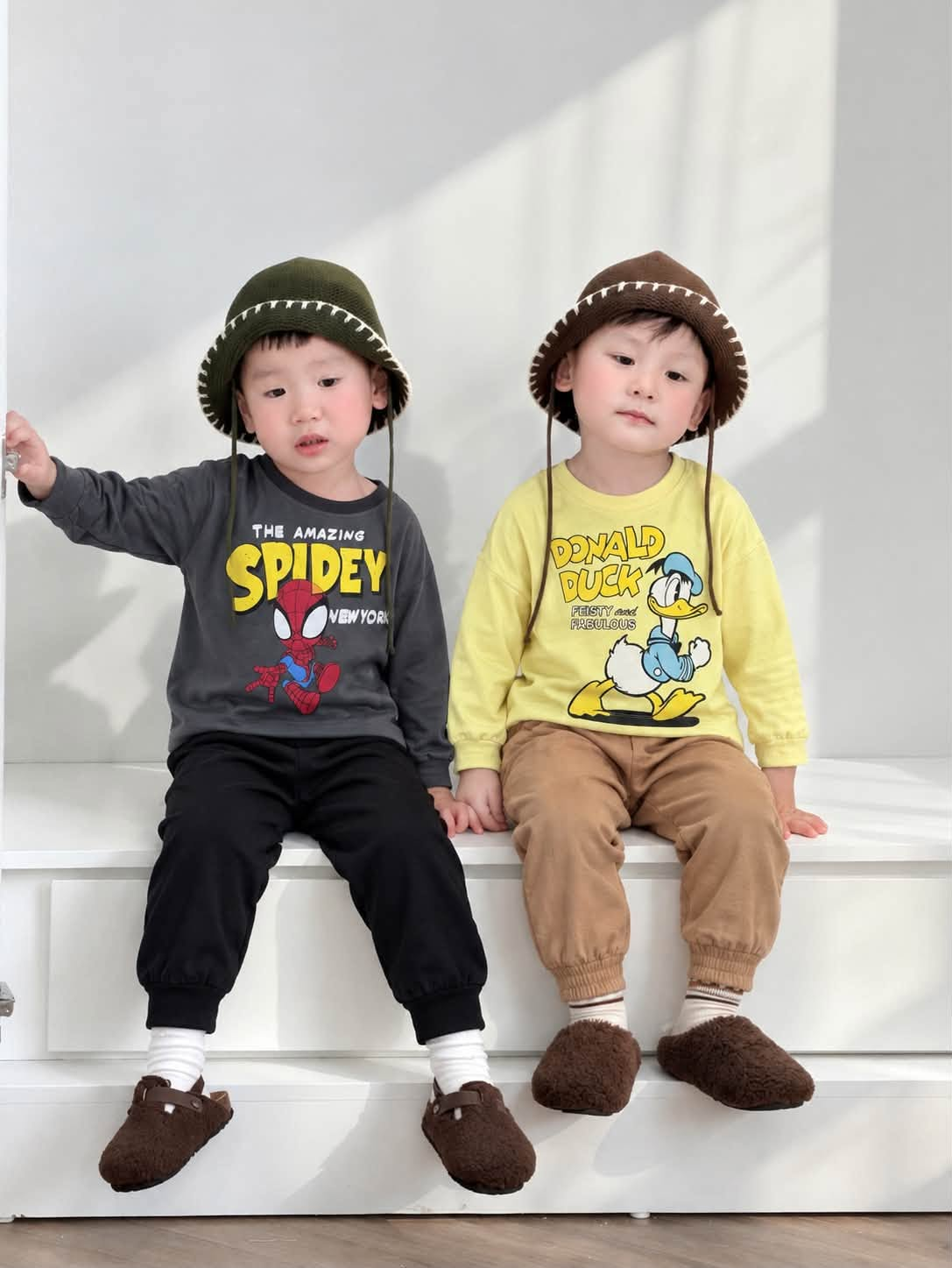 C38 SET 2 BỘ DÀI TAY CHỮ SPIDEY VÀNG - A100.458