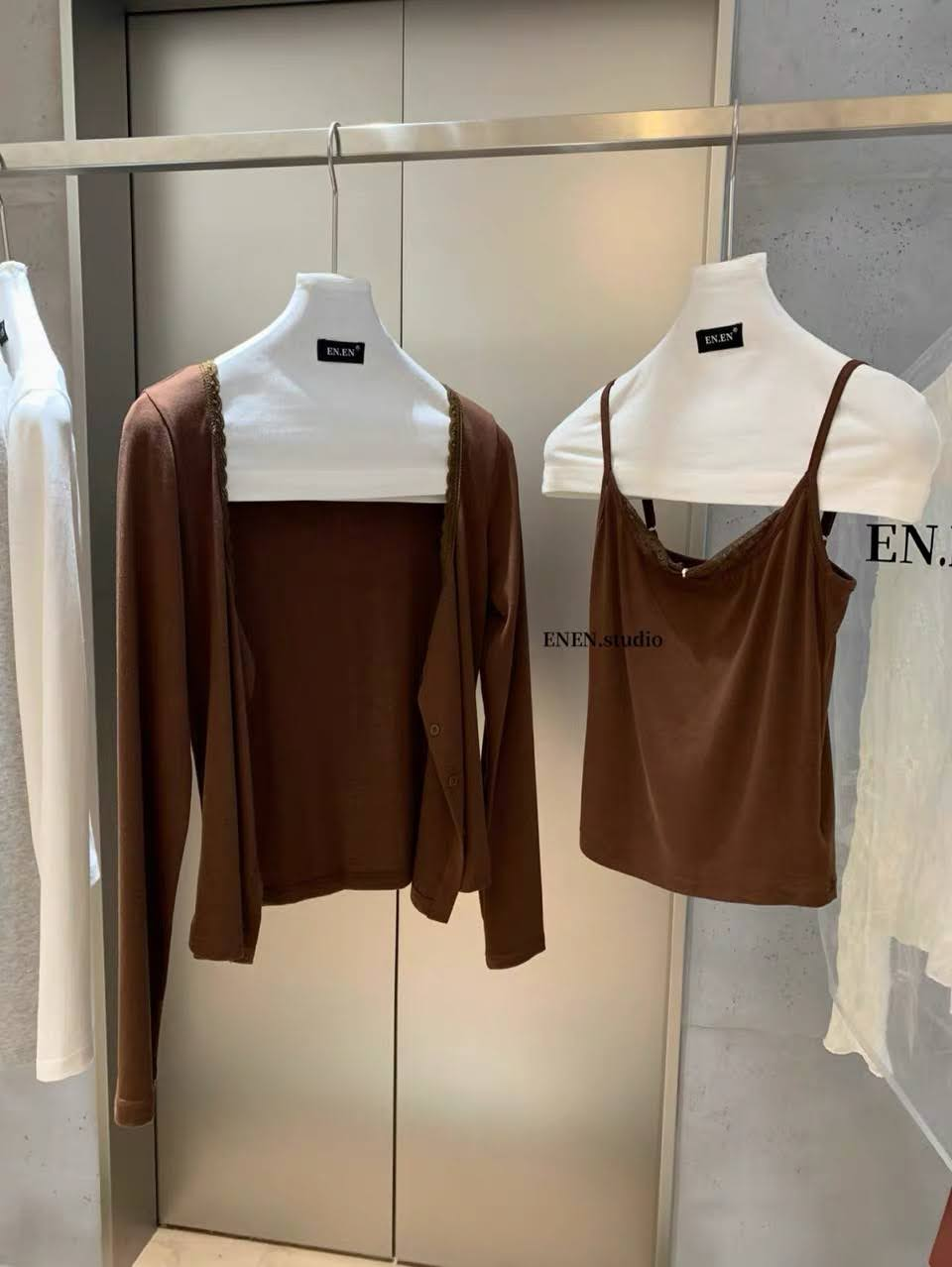 Lucas - Set áo thun 2 dây viền ren + áo cardigan viền ren_thumbnail_1