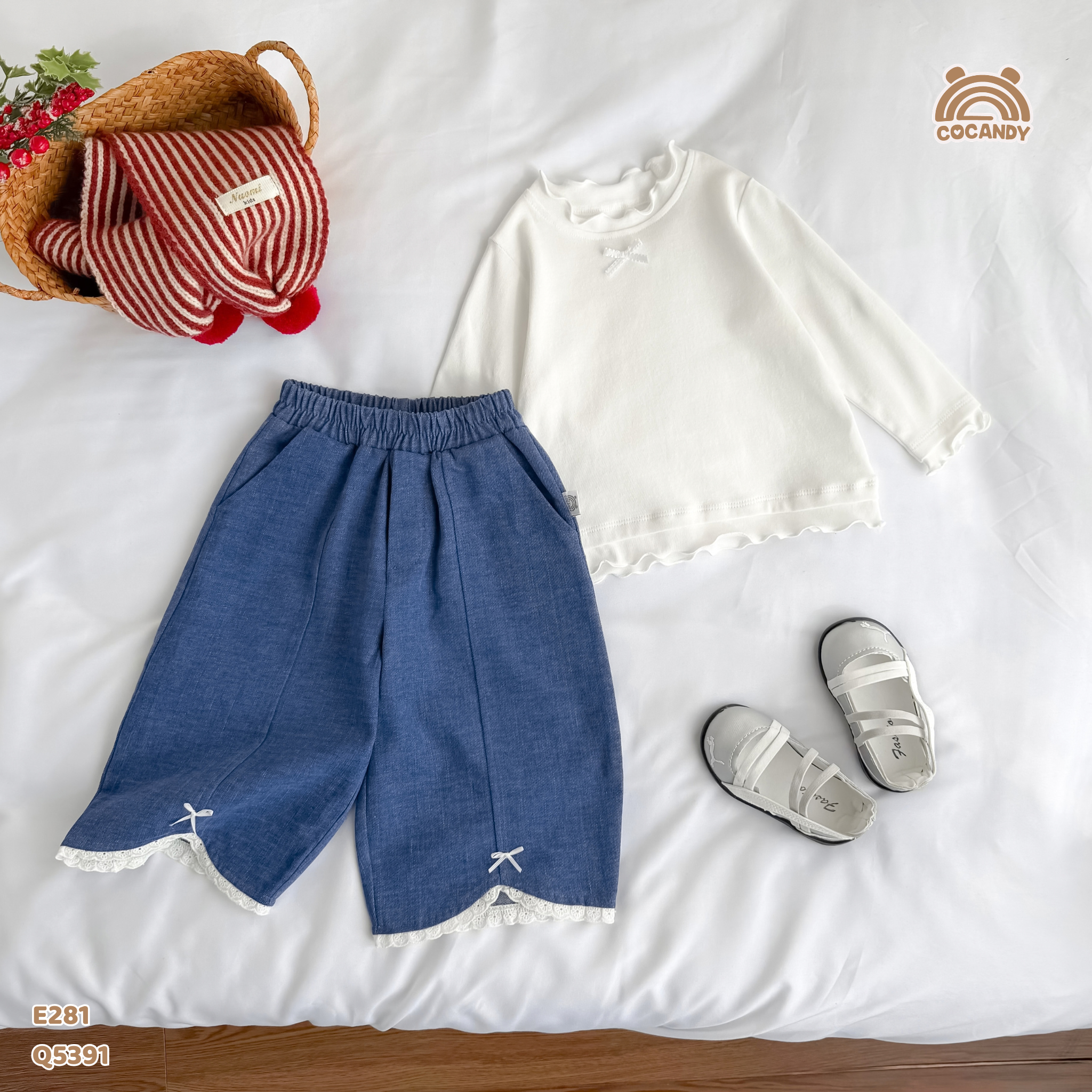 Quần dài loang XANH jeans ống cong phối nơ