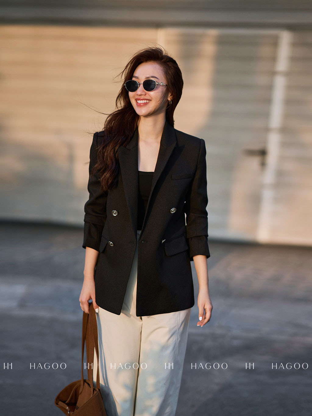 Blazer suông hai hàng khuy HAGOO_thumbnail_17