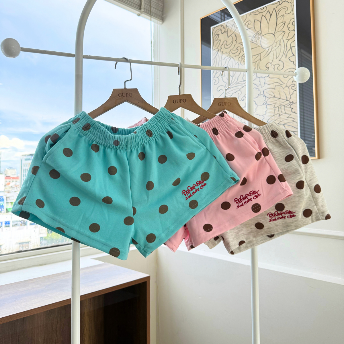 Quần Short Nỉ Nữ GUPO POP SHORT Chấm Bi Thêu Chữ Form Trên Gối Nỉ 2 Da Cạp Chun - QS-HD-02_thumbnail_7