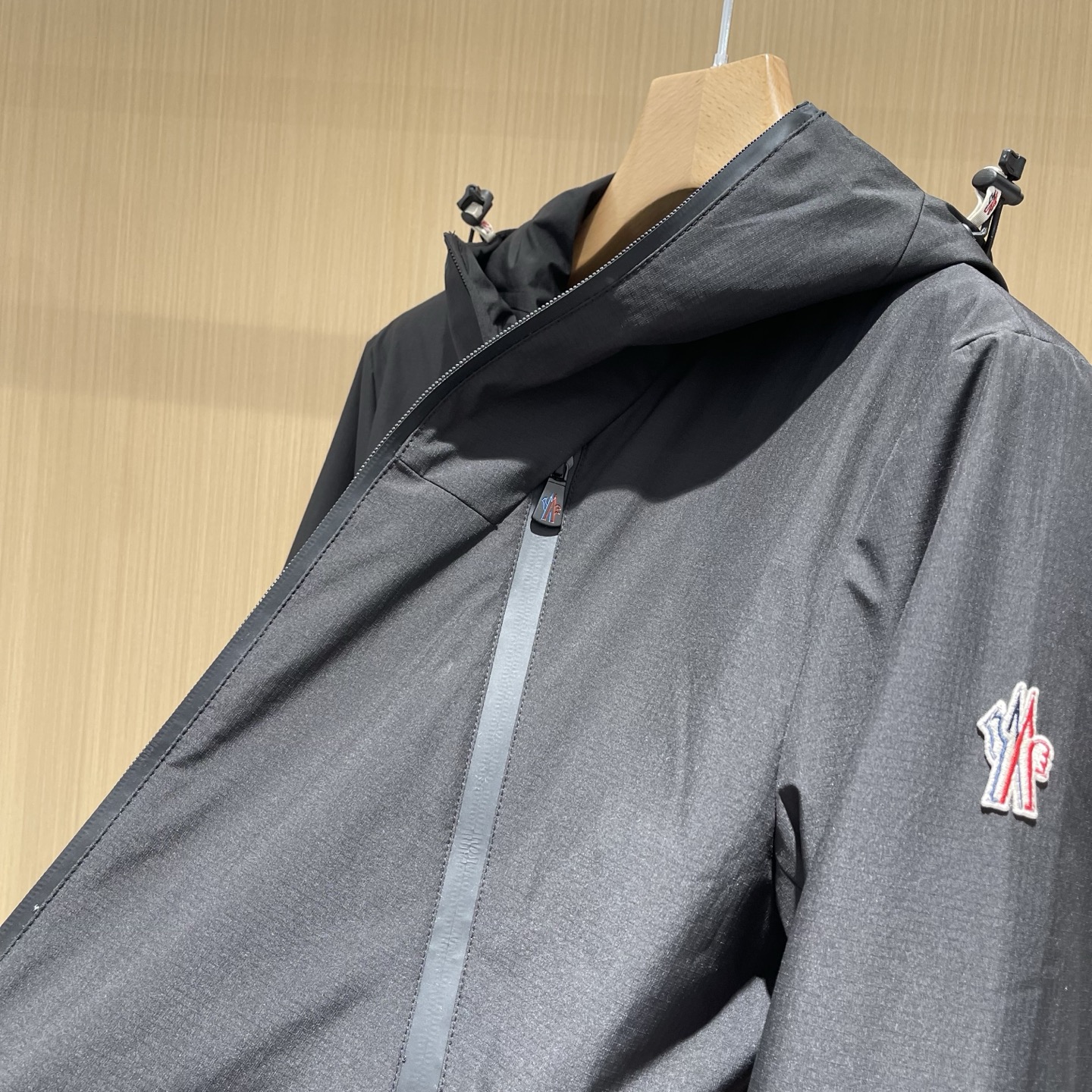 Áo Khoác Moncler_thumbnail_0