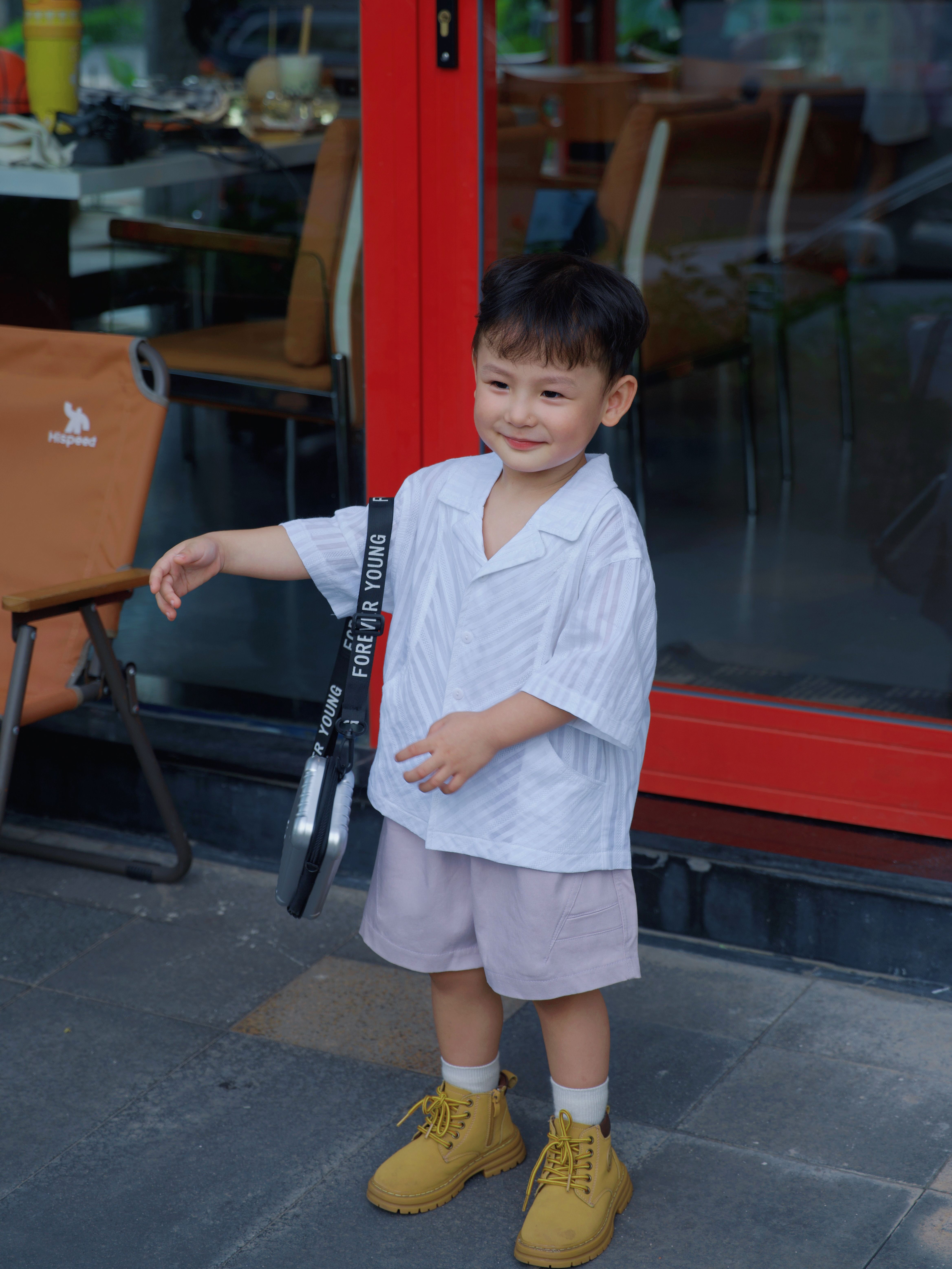 S62 - Sơ mi trắng ngắn tay