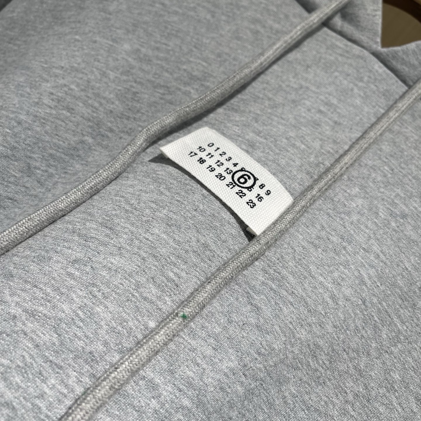 Áo Nỉ  MM6 Maison Margiela_thumbnail_0