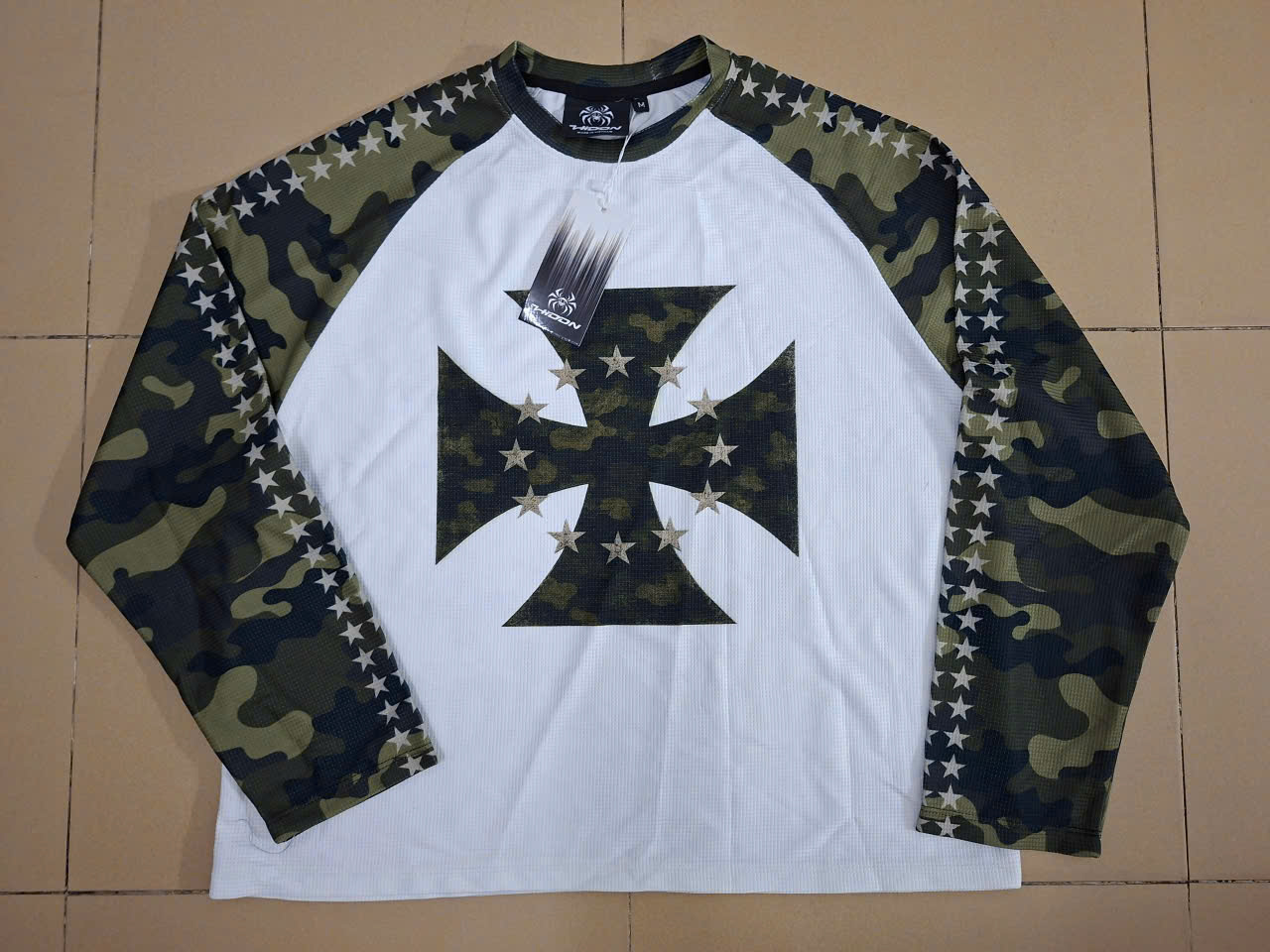 Áo Thun Tay Dài Form Boxy HIDDN Camo Cross Star Raglan
