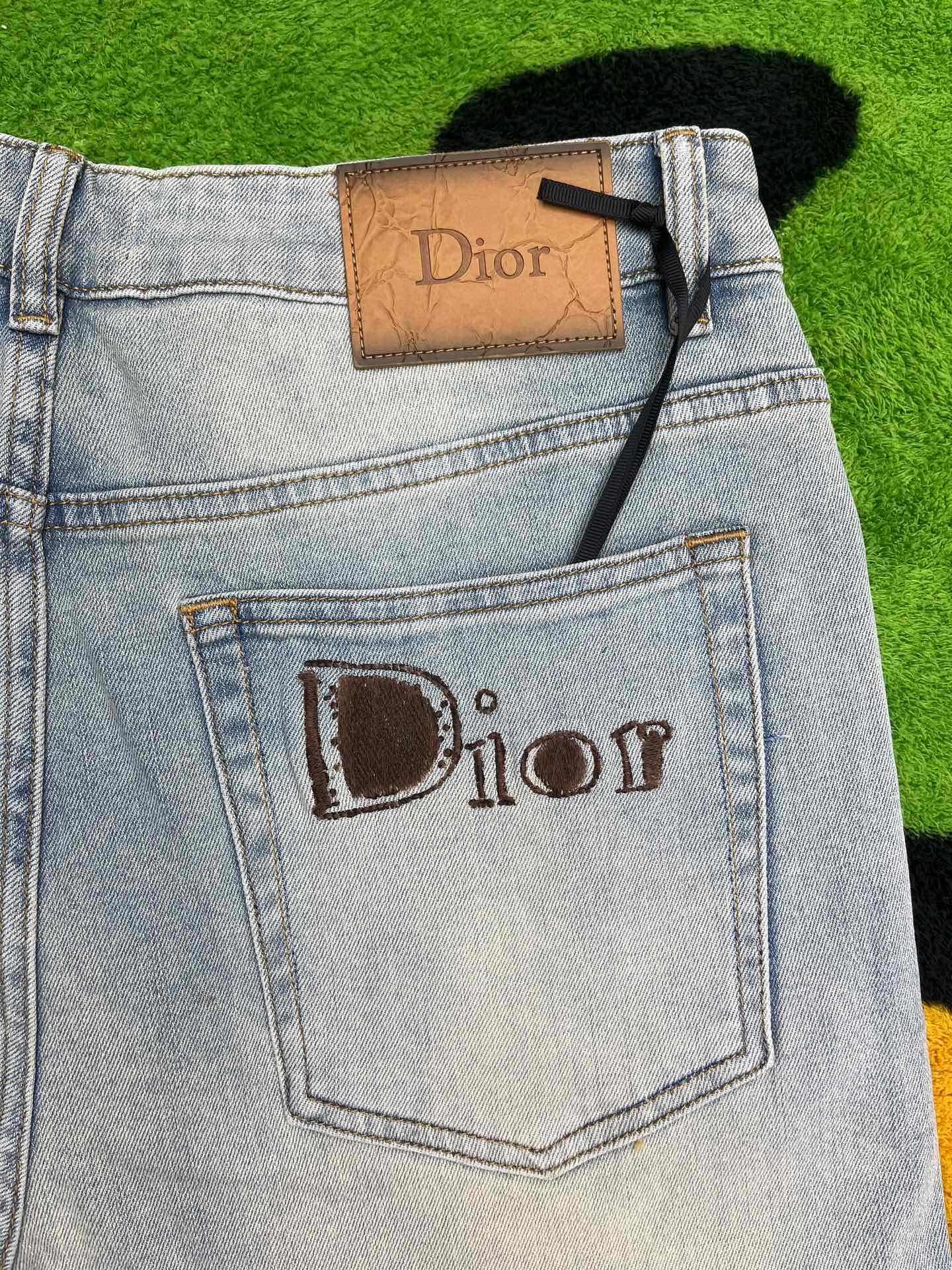 Quần Jean Dior