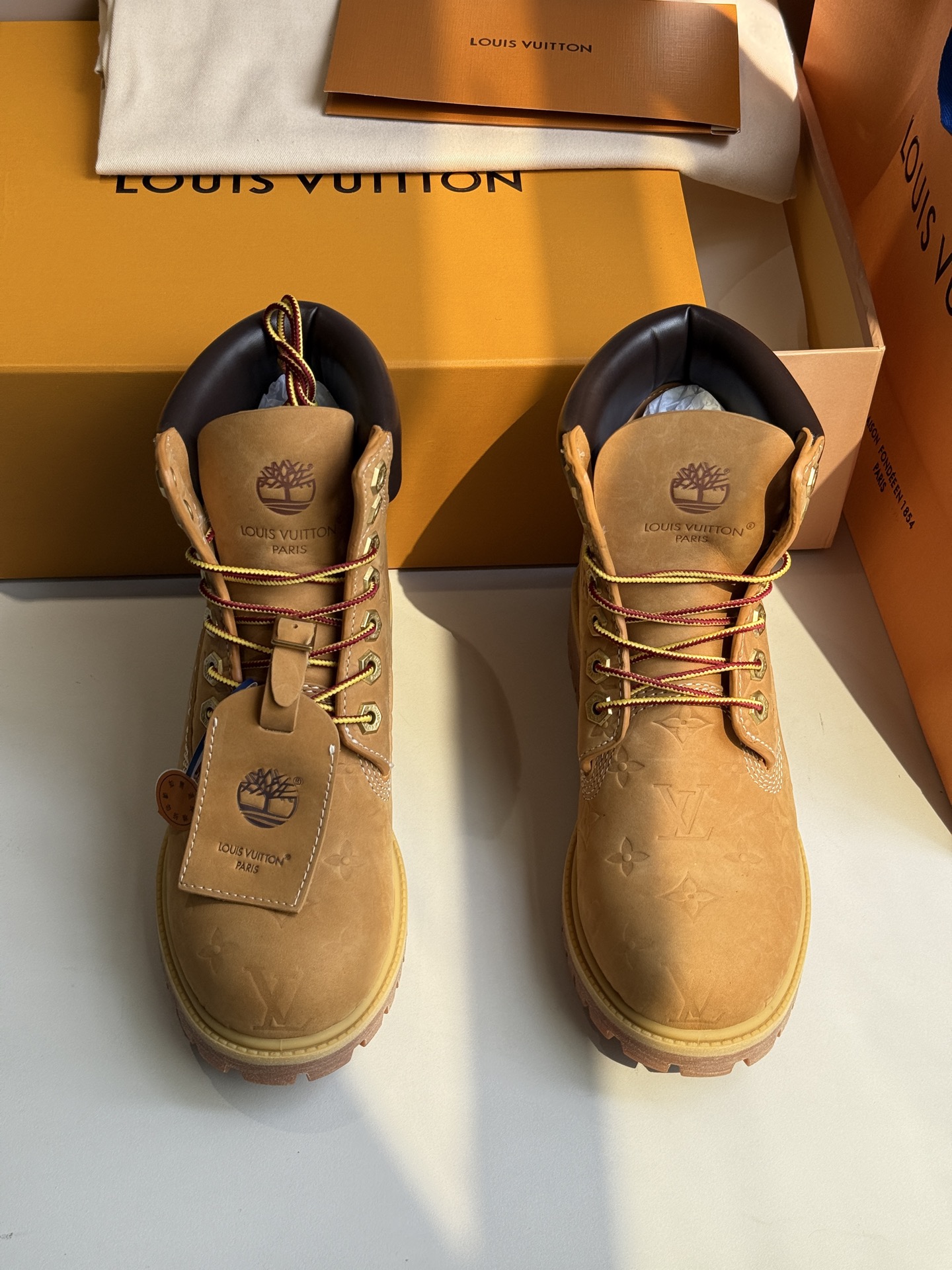 Giầy Boot LV × Timberland