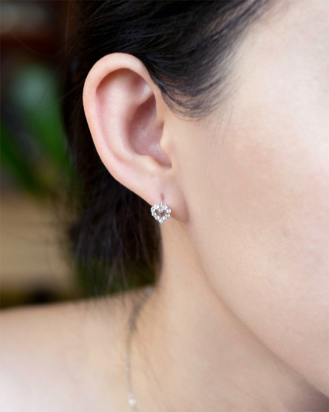  Bông tai Huggie Heart - Bạc 925 mạ Rhodium đính đá Zircon_thumbnail_3