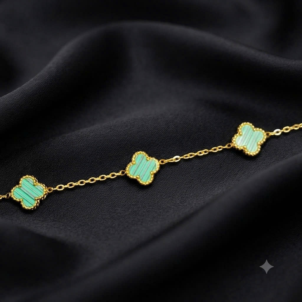 Vòng tay van cleef đá xanh trơn màu vàng_thumbnail_1