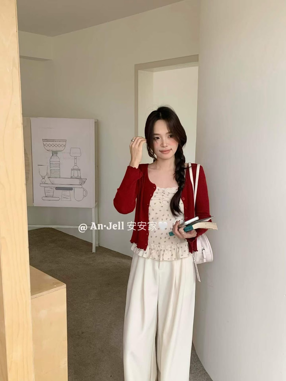 Lucas - Set áo thô hoa nhí gẫu nhún viền dọc ren trắng, viền ngực + áo cardigan đỏ