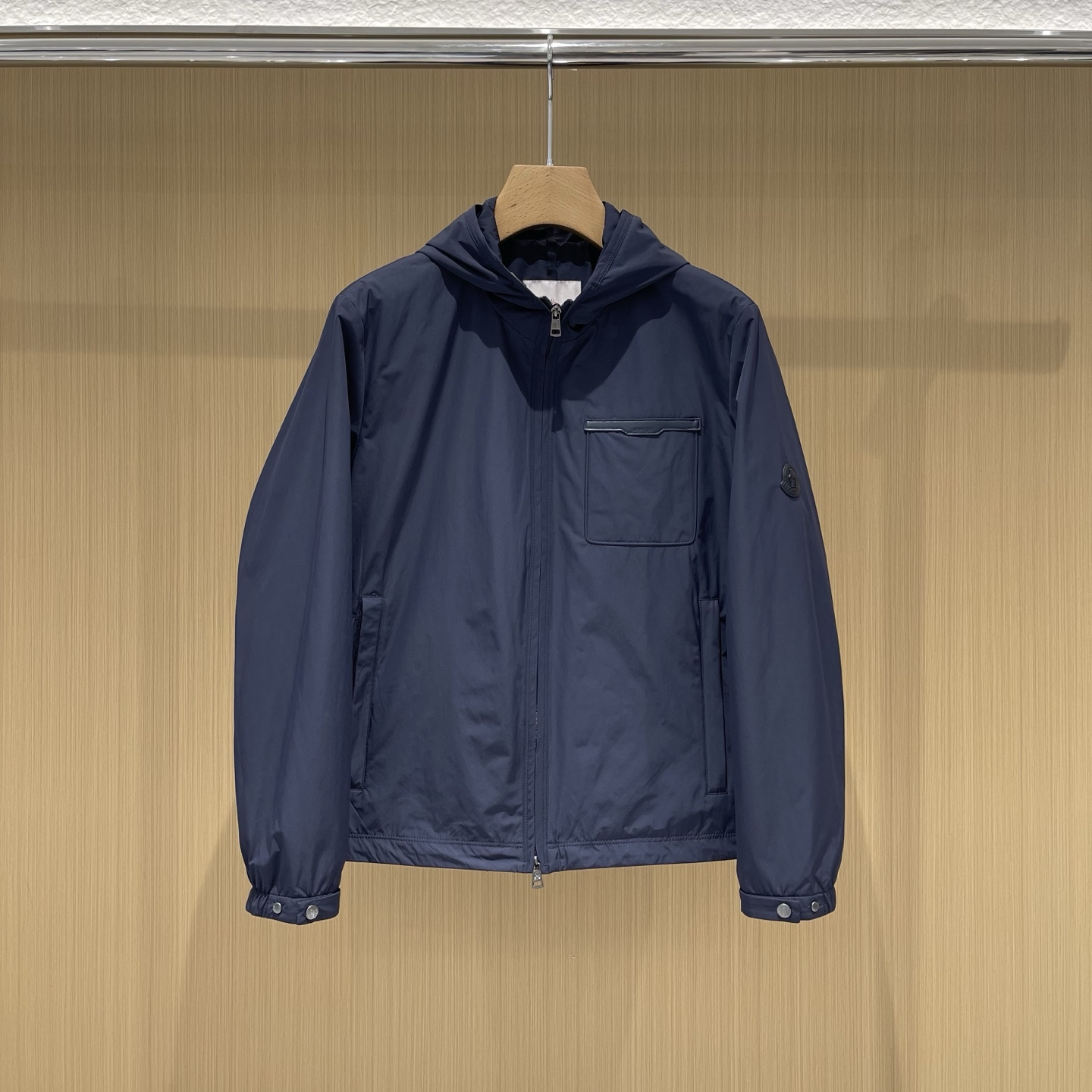 Áo Khoác Moncler
