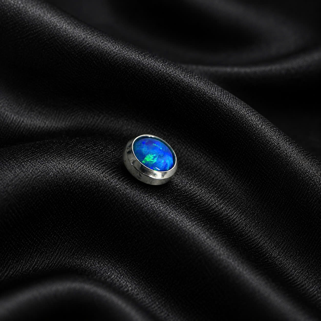 Charm cấy thép y tế opal xanh size 5 thân 1.6