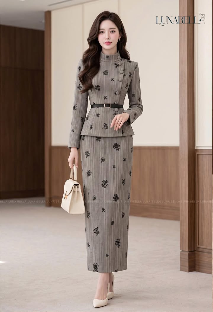 Chân đầm bút chì dài hoa nổi ROMY màu GHI_thumbnail_1