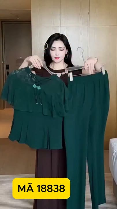 18838- set bộ xanh két phối ren choàng tay cánh dơi (mango phối ren)